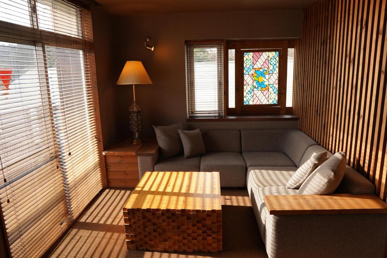 Hakone Villa Bizan Екстериор снимка
